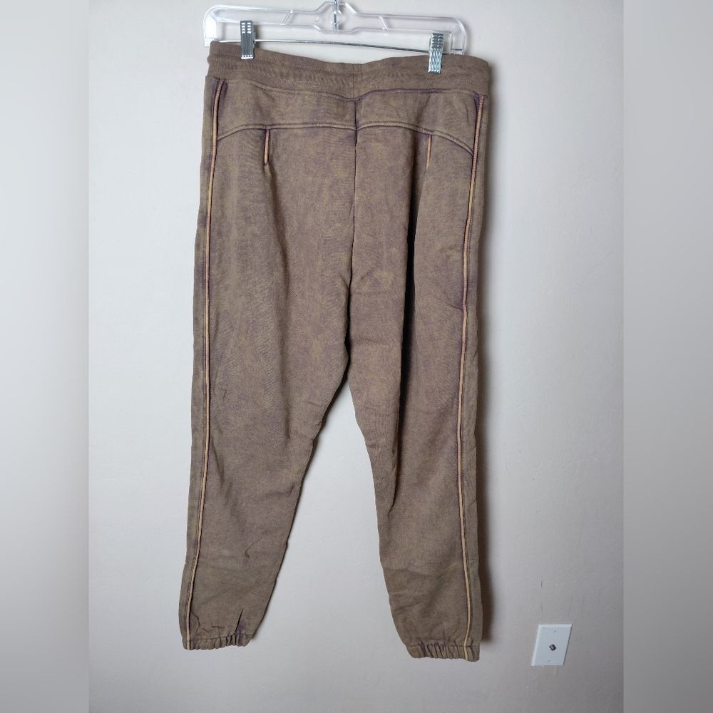 NEW Alphalete Essential Jogger Brown Tie Dye Medium NWT - Picture 7 of 8